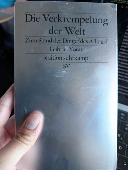 Foto des Covers von Gabriel Yoran's "Die Verkrempelung der Welt"